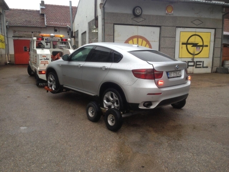 Репатриране на BMW X6 с блокирала скоростна кутия.
