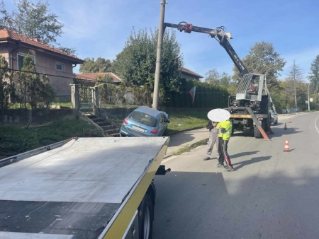 0879 278 666 | Денонощна Пътна Помощ за катастрофирали и аварирали превозни средства за Габрово, Севлиево, Дряново, Трявна, прохода Шипка, страната и чужбина.